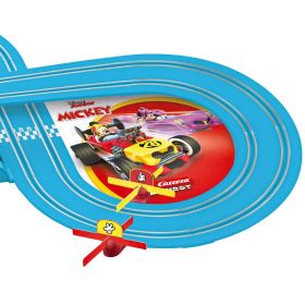 Autodráha Carrera FIRST Mickey on Tour 2,4m MILLY MALLY