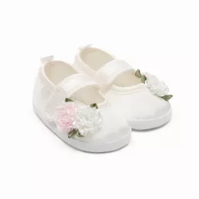 Kojenecké saténové capáčky New Baby Ivory Flowers 0-3 m Dle obrázku