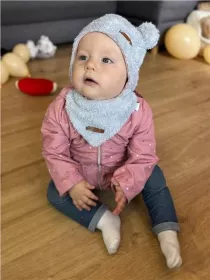 Zimní kojenecká čepička s šátkem na krk New Baby Teddy bear šedo růžová Šedá