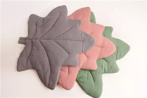 Mušelínová hrací deka New Baby Maple Leaf pink