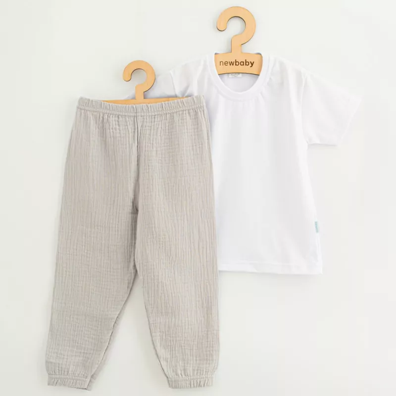 Dětská bavlněná souprava tričko a mušelínové kalhoty New Baby Kindergarten světle šedá Šedá